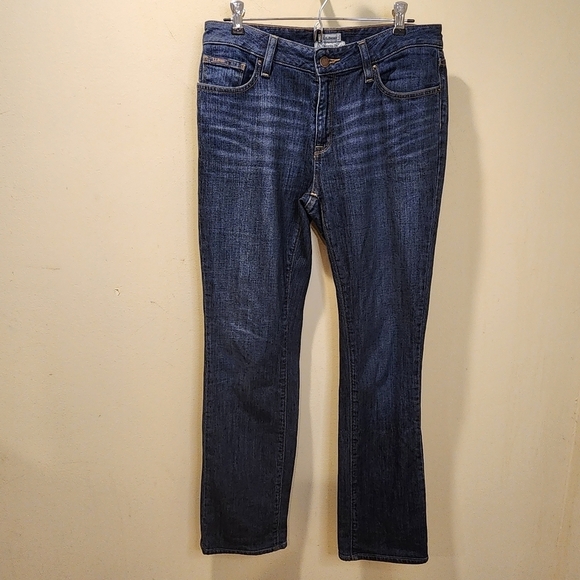 L.L. Bean Favorite Fit Straight legs jeans size 4 - Picture 3 of 13